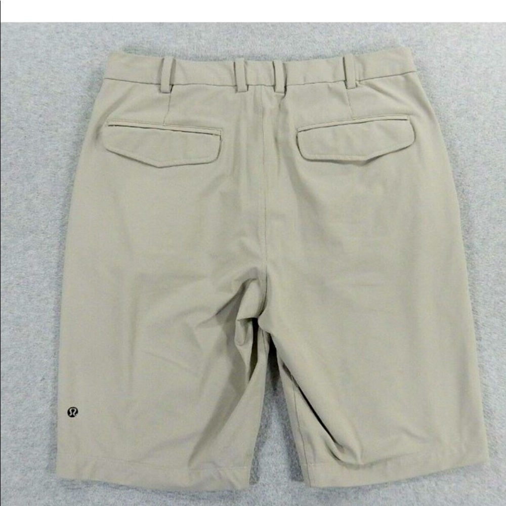 LuLuLemon Men’s  Short size 34